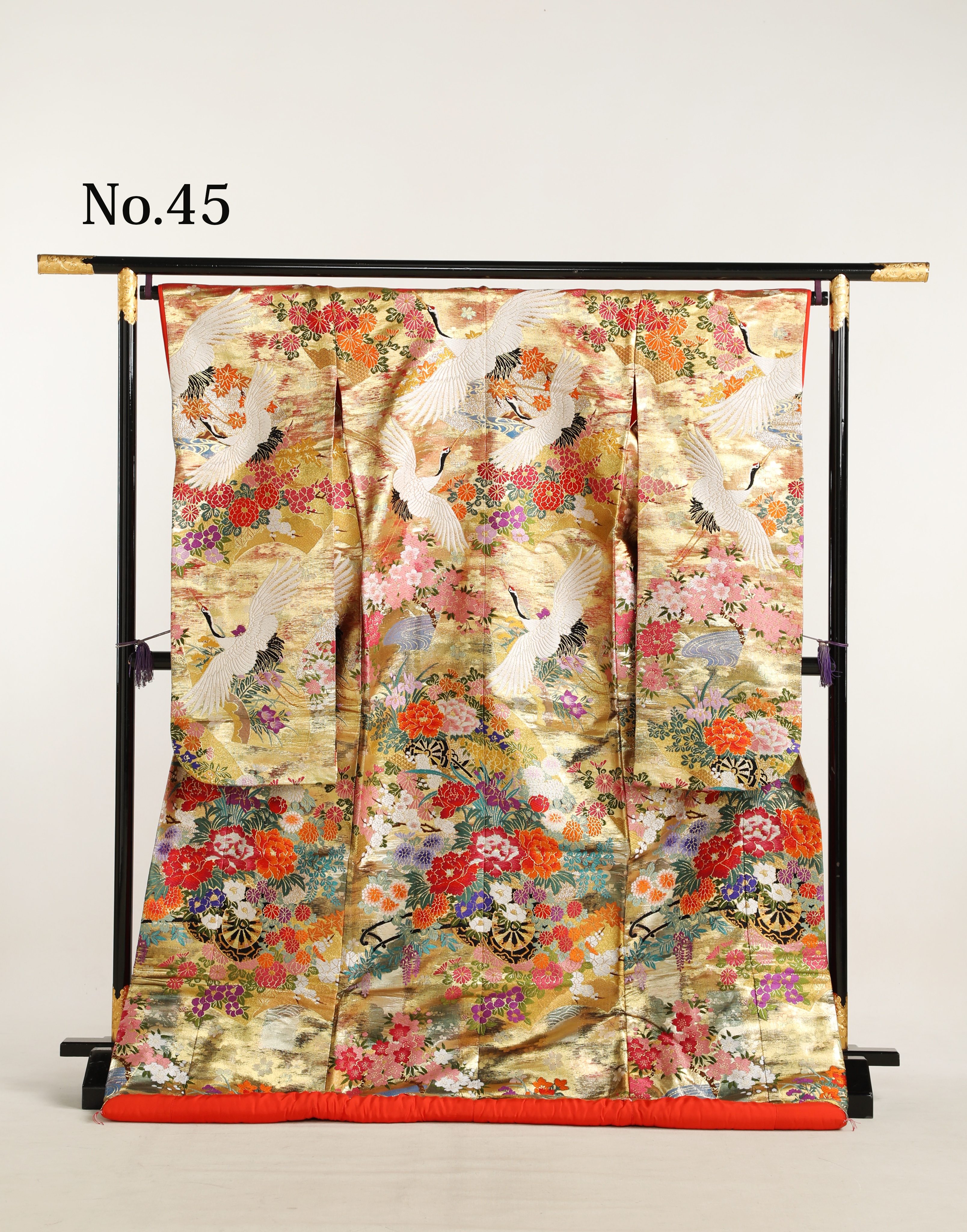 和装 色打掛 No.45｜金地に鶴・牡丹・菊