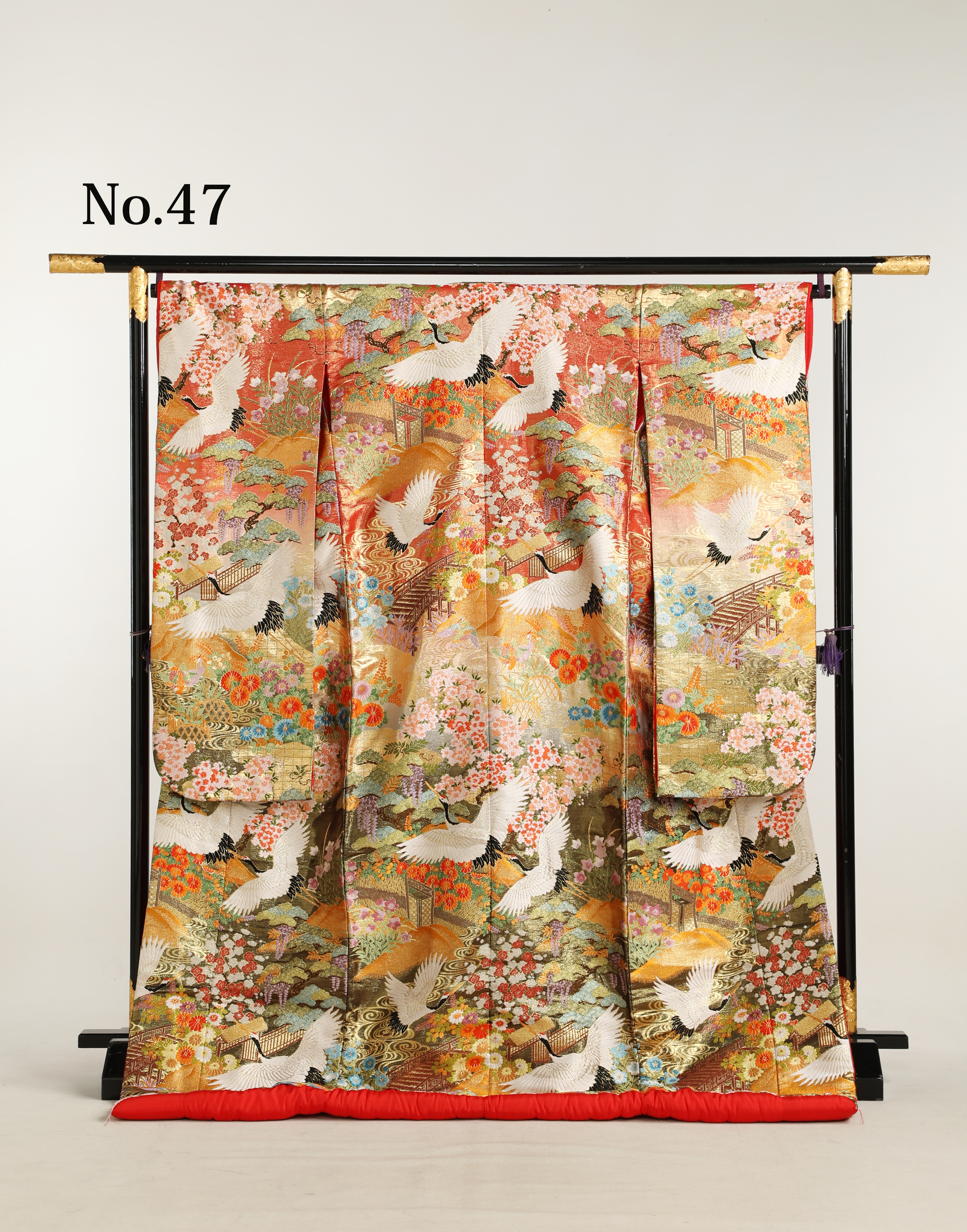 和装 色打掛 No.47｜赤金地に鶴・橋・桜